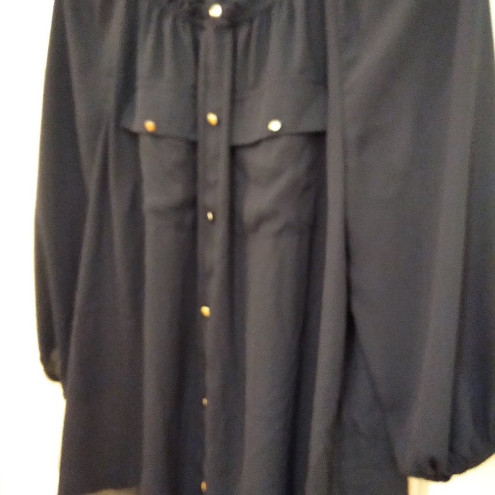 NWOT Catos 18/20 Navy Button Front Blouse ¾ Sleeve